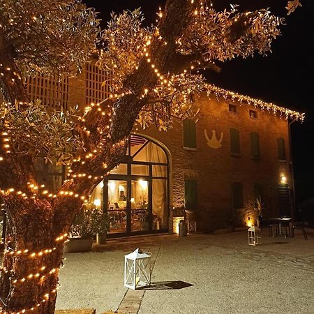 Locanda Corte Ruspecchio Bed & Breakfast Quattro Castella Bagian luar foto