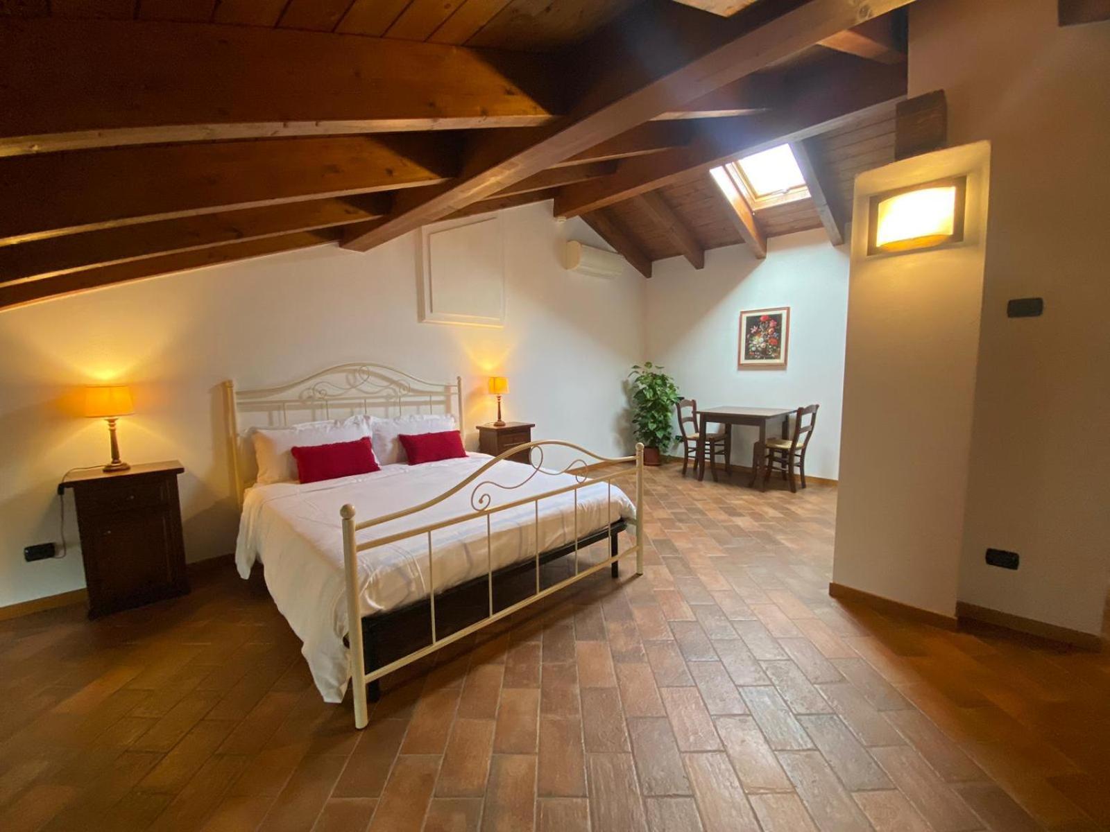 Locanda Corte Ruspecchio Bed & Breakfast Quattro Castella Bagian luar foto