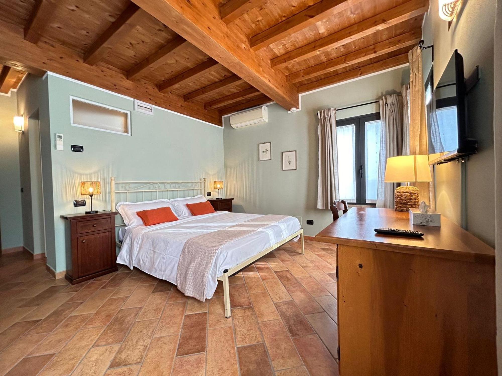 Locanda Corte Ruspecchio Bed & Breakfast Quattro Castella Bagian luar foto